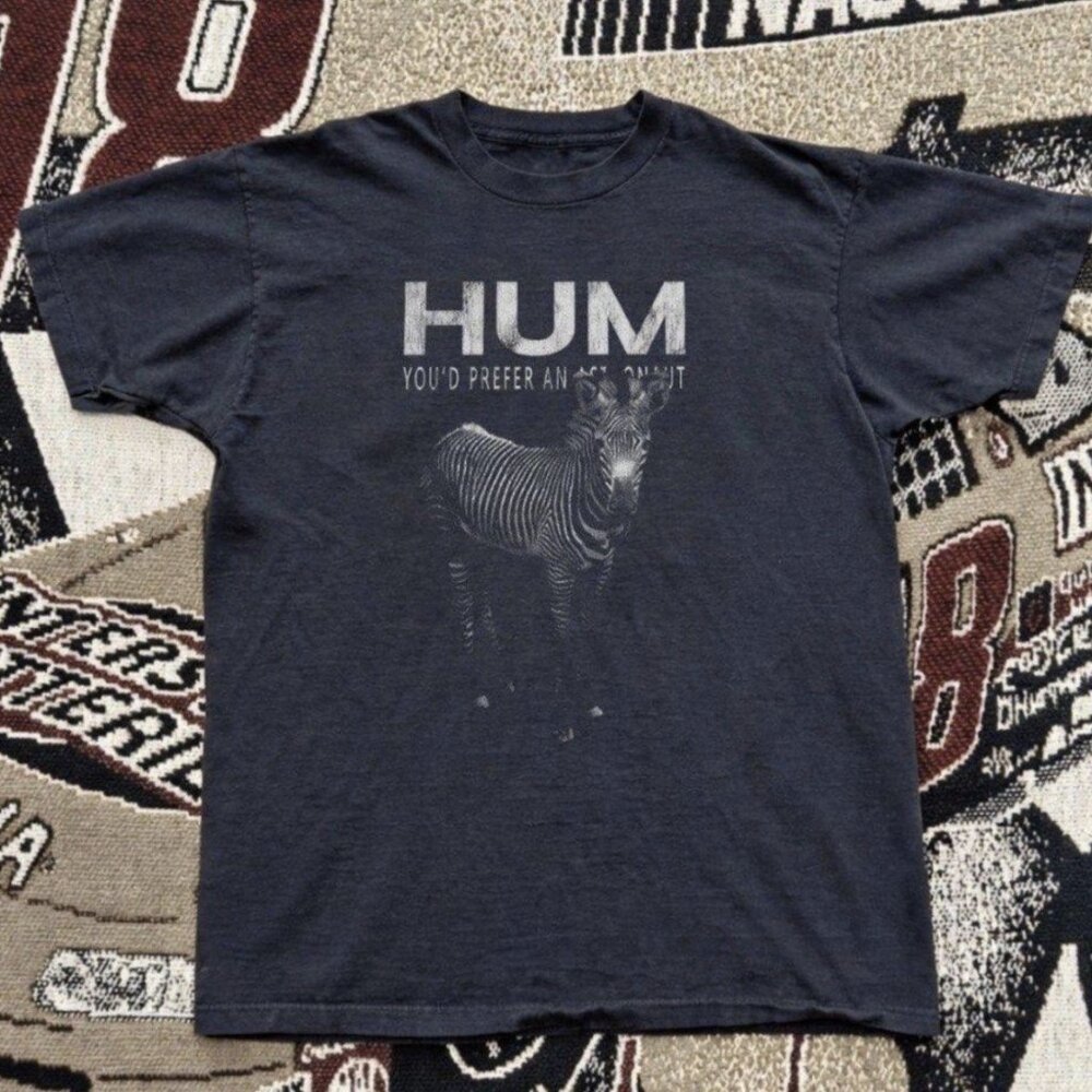 Black Vintage HUM Band T-shirt